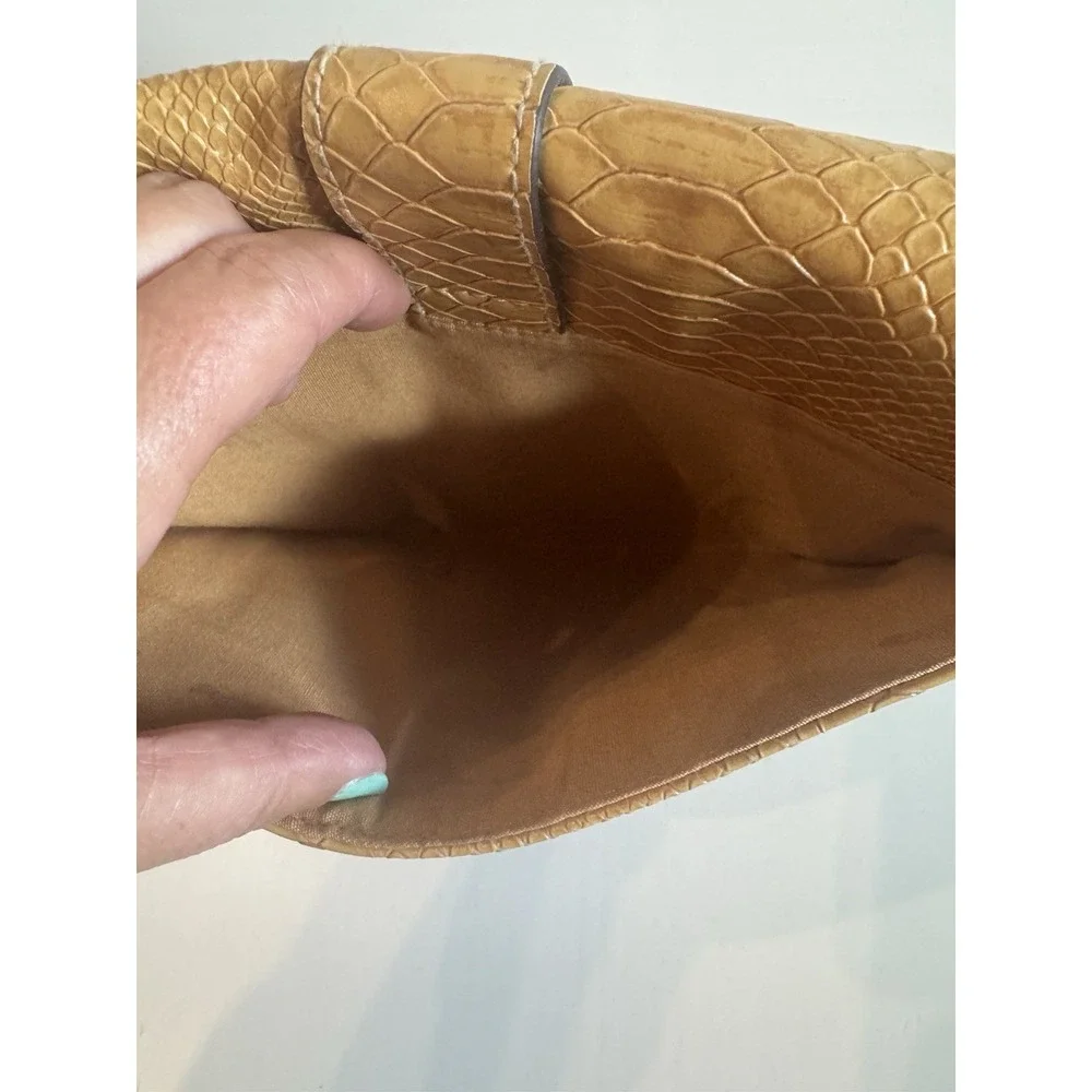 Snake Embossed Faux Leather Clutch Wristlet Camel Tan Y2K Boho Chic Purse